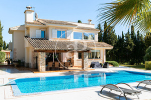 Dom na sprzedaż 530m2 Baleary - zdjęcie 1
