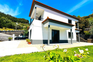 Dom na sprzedaż 210m2 Madera Santa Cruz - zdjęcie 1