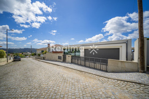 Dom na sprzedaż 163m2 Braga Braga - zdjęcie 2