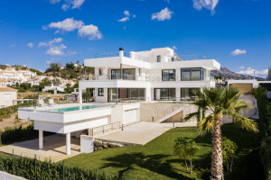 Dom na sprzedaż 523m2 Andaluzja Malaga - zdjęcie 1