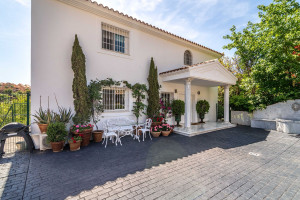 Dom na sprzedaż 450m2 Andaluzja Malaga - zdjęcie 2