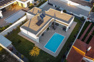 Dom na sprzedaż 181m2 Leiria Caldas da Rainha - zdjęcie 1