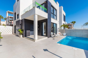 Dom na sprzedaż 150m2 Walencja Alicante Punta Prima - zdjęcie 1