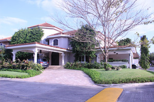 Dom na sprzedaż 850m2 Costa de Las Perlas - zdjęcie 1