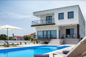 Dom na sprzedaż 570m2 Istarska Pula - Vodnjan - Medulin - zdjęcie 3