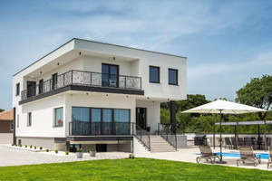 Dom na sprzedaż 570m2 Istarska Pula - Vodnjan - Medulin - zdjęcie 1