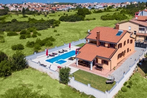 Dom na sprzedaż 360m2 Istarska Pula - Vodnjan - Medulin - zdjęcie 1