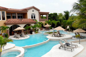 Dom na sprzedaż 2290m2 San Pedro, Belize - zdjęcie 2