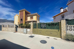Dom na sprzedaż 325m2 Andaluzja Malaga - zdjęcie 1