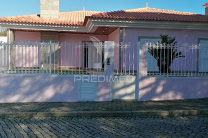 Dom na sprzedaż 220m2 Porto Vila Nova de Gaia Serzedo e Perosinho - zdjęcie 1