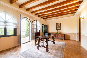 Dom na sprzedaż 600m2 Katalonia Tarragona - zdjęcie 1