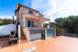 Dom na sprzedaż 215m2 Katalonia Tarragona - zdjęcie 1