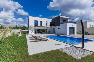 Dom na sprzedaż 176m2 Istarska Pula - Vodnjan - Medulin - zdjęcie 1