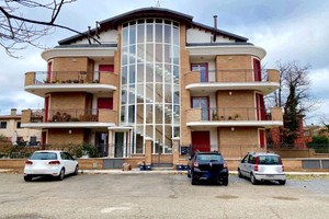 Mieszkanie na sprzedaż 80m2 via giuseppe garibaldi,snc - zdjęcie 1