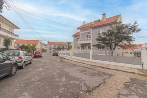 Dom na sprzedaż 174m2 Dystrykt Lizboński Sintra - zdjęcie 1