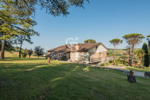 Dom na sprzedaż 700m2 Via Seriole, - zdjęcie 2