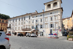 Mieszkanie na sprzedaż 170m2 Piazza Vittorio Emanule - zdjęcie 1