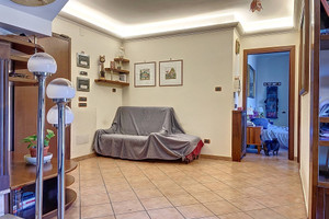 Mieszkanie na sprzedaż 82m2 via San Martino, - zdjęcie 3