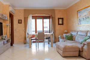 Mieszkanie na sprzedaż 80m2 via San Martino, - zdjęcie 1