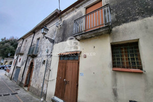 Dom na sprzedaż 51m2 Via San Donato,snc - zdjęcie 1