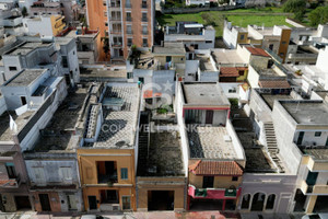 Dom na sprzedaż 87m2 Via Milano, - zdjęcie 1