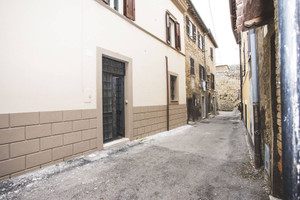 Mieszkanie na sprzedaż 75m2 Via Convalescentorio Quaglia, - zdjęcie 1