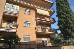 Mieszkanie na sprzedaż 157m2 Via Monte Cengio, - zdjęcie 3
