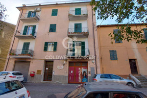 Mieszkanie na sprzedaż 85m2 Via Umberto I, - zdjęcie 3