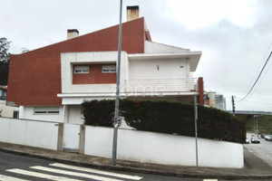 Dom na sprzedaż 199m2 Porto Maia - zdjęcie 1