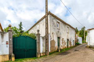 Dom na sprzedaż 140m2 Dystrykt Lizboński Torres Vedras - zdjęcie 1
