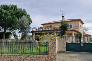 Dom na sprzedaż 443m2 Leiria Leiria Marrazes e Barosa - zdjęcie 1