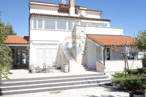 Dom na sprzedaż 600m2 Istarska Pula - Vodnjan - Medulin Livadice 45, 52203, Medulin, Croatia - zdjęcie 1