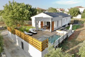 Dom na sprzedaż 208m2 Istarska Pula - Vodnjan - Medulin - zdjęcie 2
