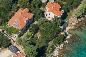 Dom na sprzedaż 450m2 Splicko-Dalmatyński Otok Hvar - zdjęcie 1