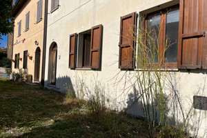 Mieszkanie na sprzedaż 100m2 colfiorito - zdjęcie 1