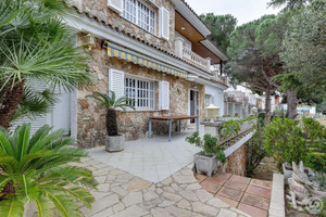Dom na sprzedaż 230m2 Katalonia Girona - zdjęcie 3