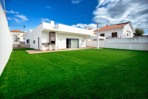 Dom na sprzedaż 148m2 Setbal Almada - zdjęcie 1