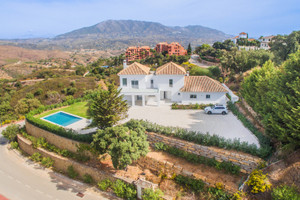 Dom na sprzedaż 572m2 Andaluzja Malaga - zdjęcie 2