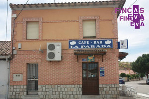 Komercyjne na sprzedaż 264m2 Av. Moreno Torres, 31, 45662 Alcaudete de la Jara, Toledo, Spain - zdjęcie 1