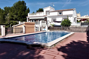 Dom na sprzedaż 274m2 Katalonia Tarragona - zdjęcie 1