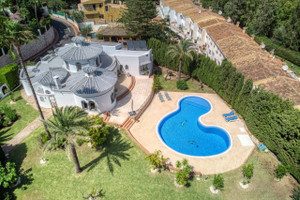 Dom na sprzedaż 454m2 Andaluzja Malaga Benalmadena AV PACIFICO DEL  - zdjęcie 2