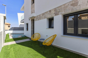 Dom na sprzedaż 230m2 Walencja Alicante Torrevieja - zdjęcie 2