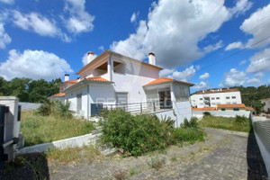 Dom na sprzedaż 415m2 Leiria Leiria Parceiros e Azoia - zdjęcie 1