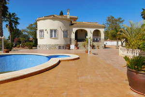Dom na sprzedaż 494m2 Partida Arroba de Madriguera, 105, 03158 Catral, Alicante, Spain - zdjęcie 1