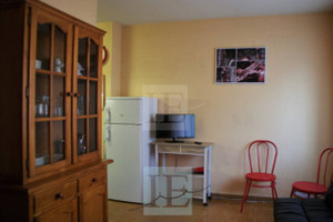 Mieszkanie na sprzedaż 50m2 dels cortals - zdjęcie 2