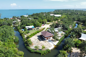 Dom na sprzedaż 213m2 Parcel 84, Placencia Road, Maya Beach, Stann Creek District, Belize C. - zdjęcie 1