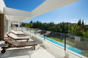 Dom na sprzedaż 680m2 Andaluzja Malaga - zdjęcie 2