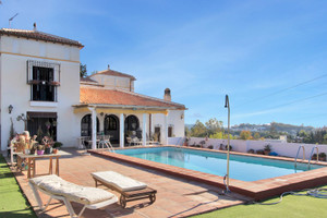 Dom na sprzedaż 320m2 Andaluzja Malaga - zdjęcie 2