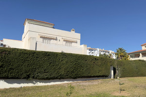 Dom na sprzedaż 250m2 Andaluzja Malaga Benalmadena - zdjęcie 1