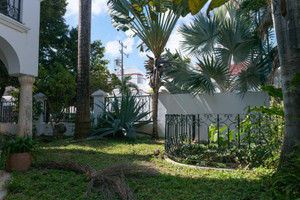 Dom na sprzedaż 600m2 Avenida Copán - zdjęcie 1